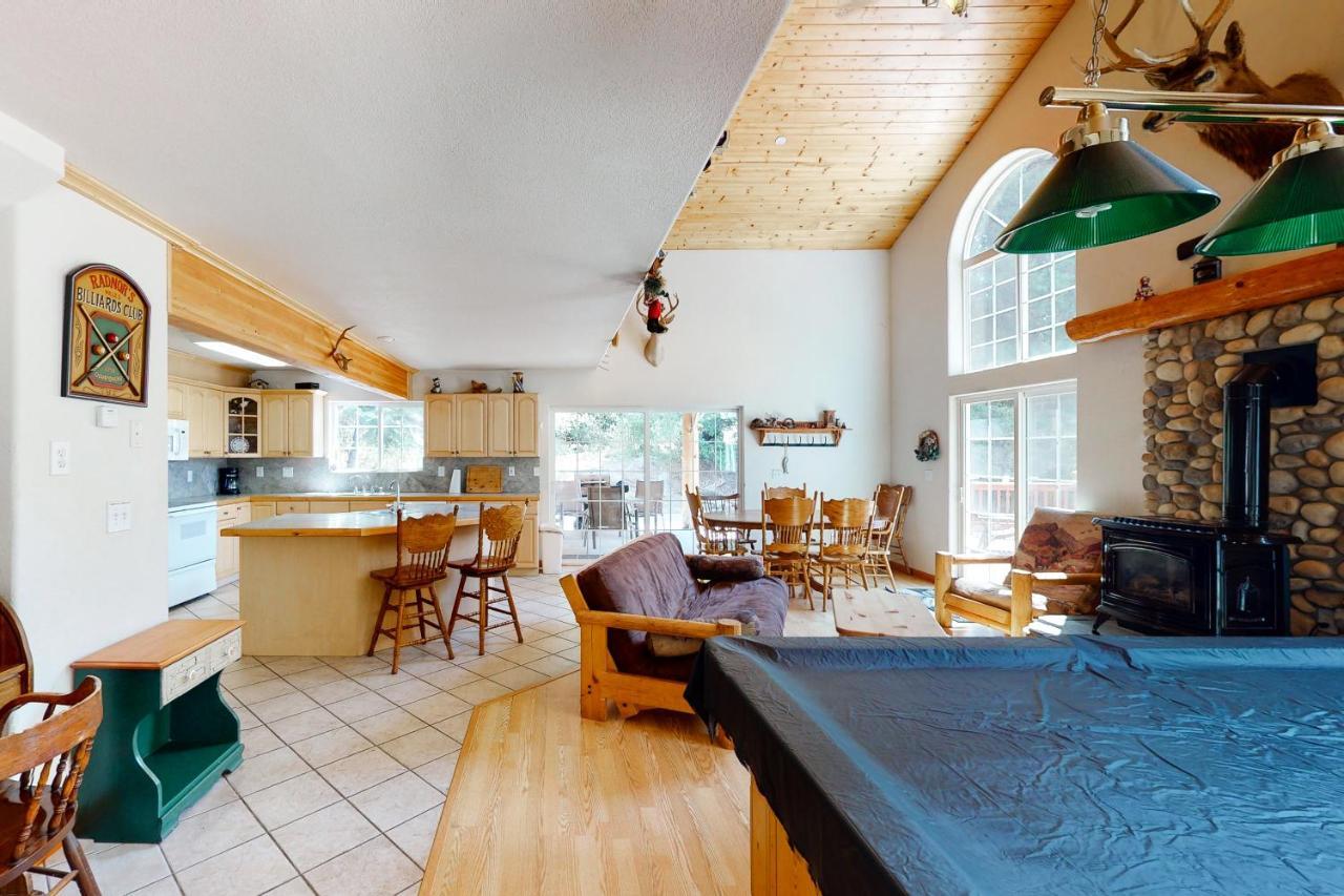 Papas Mountain Villa Shaver Lake Eksteriør billede