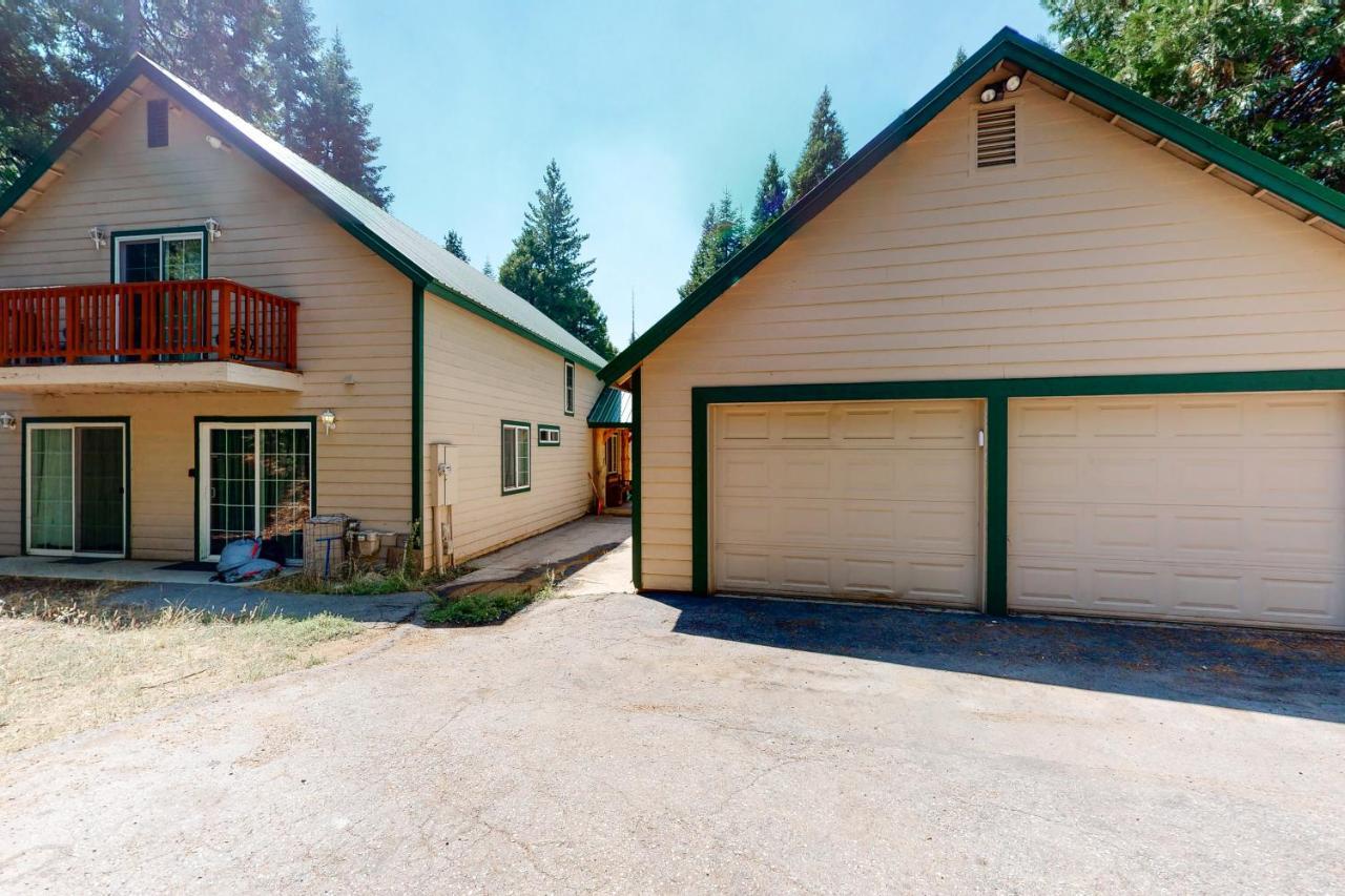 Papas Mountain Villa Shaver Lake Eksteriør billede